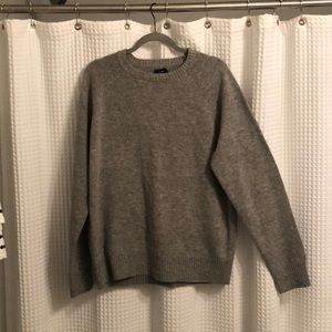 J Crew men’s gray sweater - lg